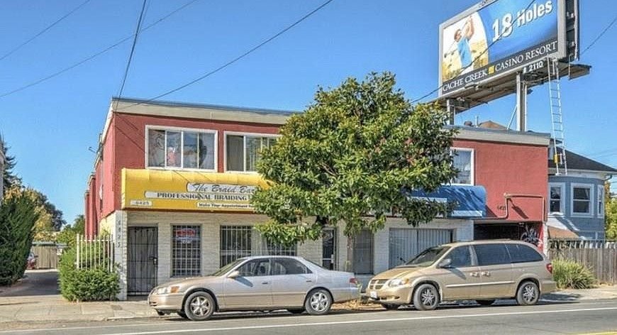 6427 Shattuck Ave, Oakland